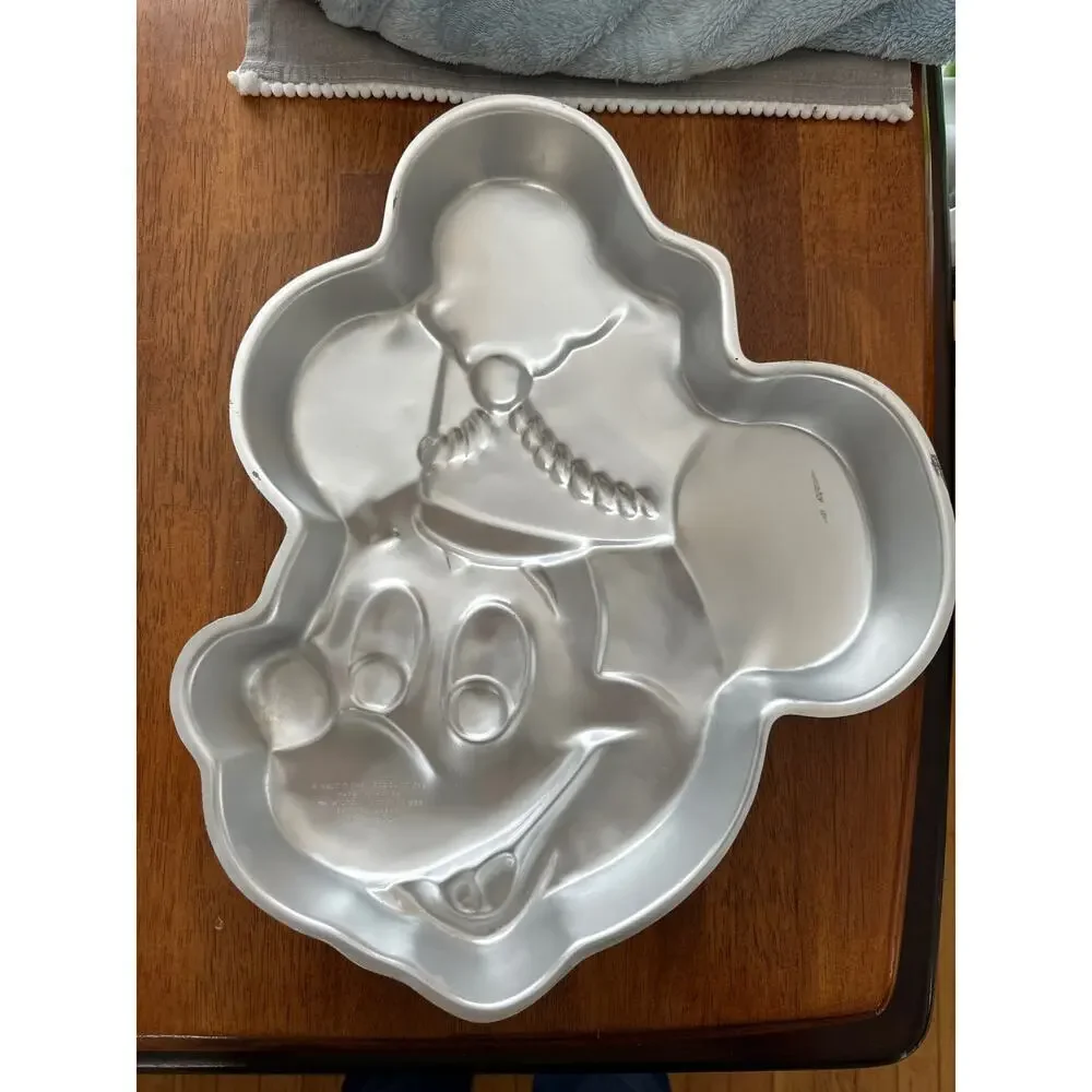 VTG Wilton Cake Pan Mold Disney Mickey Mouse Band Leader Disney Retired #515-302